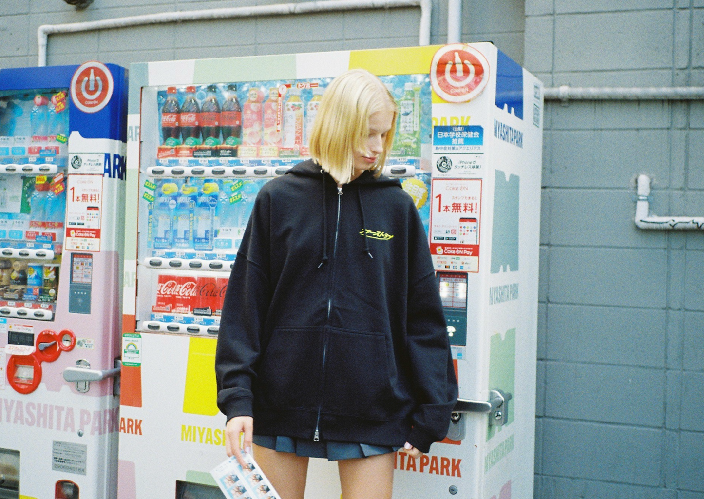 Sweat à capuche zippé Manga (oversize) / ALARME × MARDI